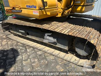 Escavadeira Komatsu PC130