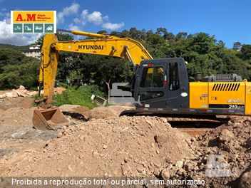 Escavadeira Hyundai R210LC-7