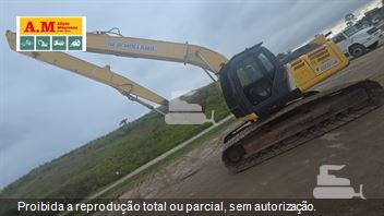 Escavadeira New Holland E215 B