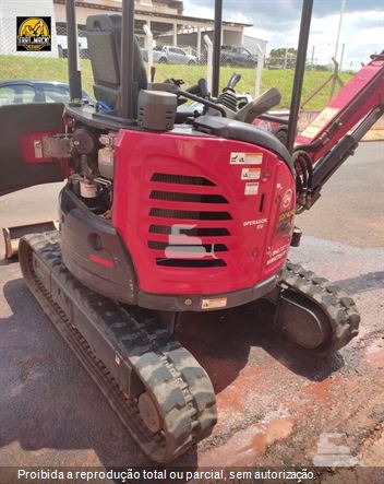 Mini-Escavadeira Yanmar Vio20