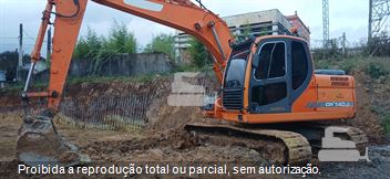 Escavadeira Doosan DX140LC
