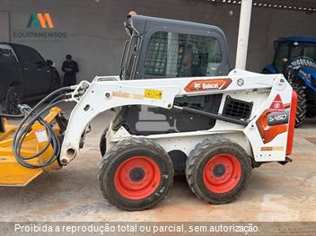 Mini-Carregadeira Bobcat S450
