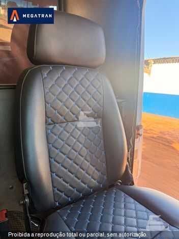 Caminhão Volkswagen 18-310 3-Eixos 2p (diesel)