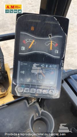Mini-Escavadeira Caterpillar 302.7