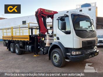 Caminhão Volvo VM 270 6x4 2p (Diesel) (E5)