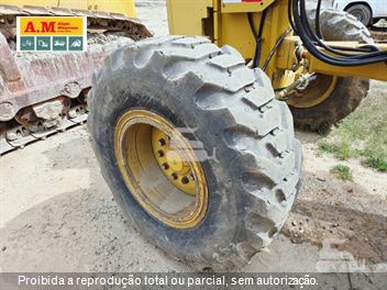 Motoniveladora Caterpillar 140K