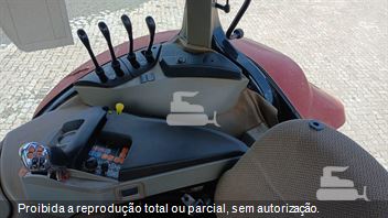 Trator Agrícola Case PUMA 215