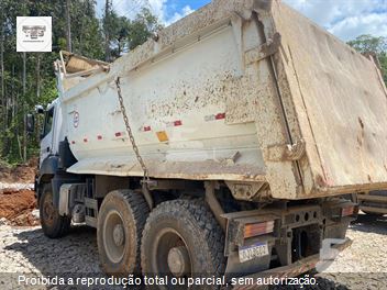 Caminhão Mercedes-Benz Axor 4144 K 6x4 2p (diesel)