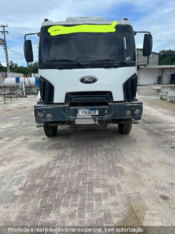 Caminhão Ford CARGO 2628 E 6x4 T 3-Eixos 2p (diesel)