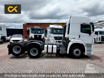 Caminhão Volkswagen 25-420 Constellation 6x2 2p (Diesel)(E5)