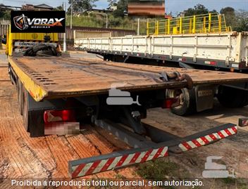 Caminhão Scania P-310 B 8x2 (Diesel) (E5)