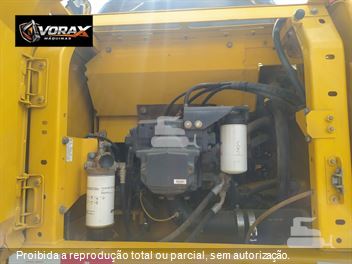 Escavadeira Komatsu PC200