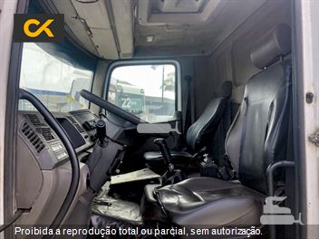 Caminhão Volkswagen 24-280 E Constellation 6x2 2p (Diesel)(E5)