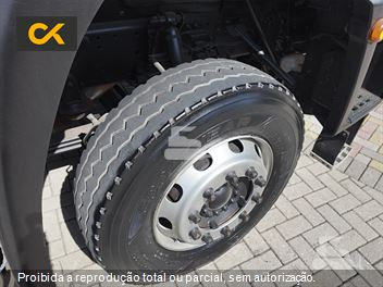 Caminhão Volkswagen 33-460 Constellation 6x4 2p (diesel)(E5)