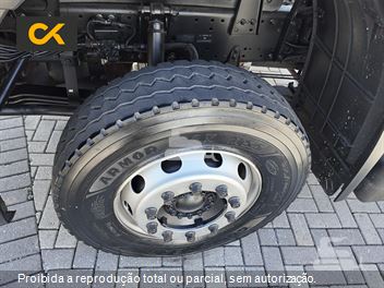 Caminhão Volkswagen 33-460 Constellation 6x4 2p (diesel)(E5)