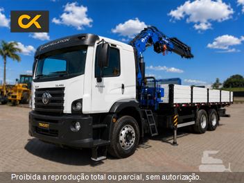 Caminhão Volkswagen 33-460 Constellation 6x4 2p (diesel)(E5)