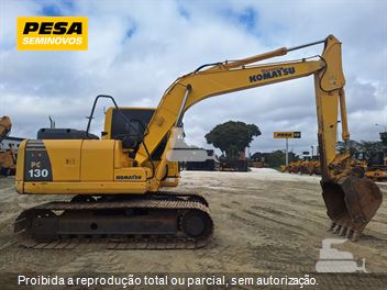Escavadeira Komatsu PC130