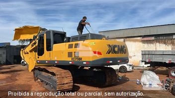 Escavadeira XCMG XE370BR