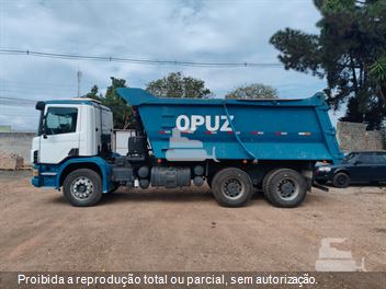 Caminhão Scania P-124 CB 360 6x4 NZ 2p (diesel)
