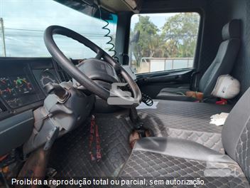 Caminhão Scania P-124 CB 360 6x4 NZ 2p (diesel)