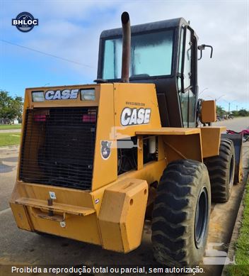 Pá Carregadeira Case W20E