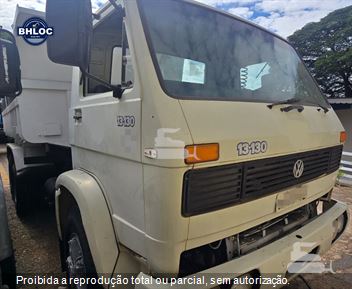 Caminhão Volkswagen 13-130 3-Eixos 2p (diesel)