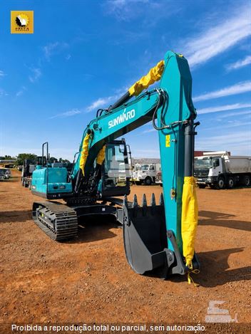 Escavadeira SunWard SWE135E-3H