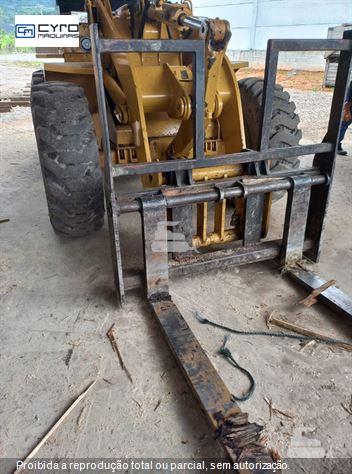 Pá Carregadeira Caterpillar 924F