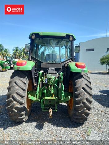 Trator Agrícola John Deere 6100J