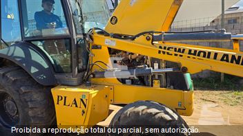 Retro Escavadeira New Holland B95B