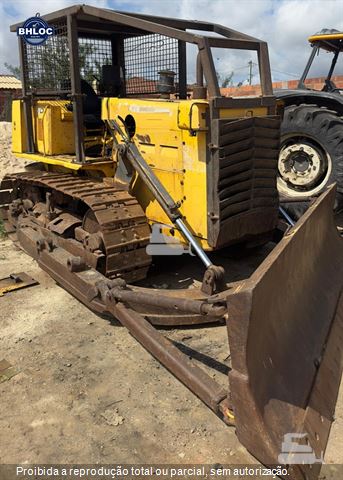 Trator de Esteira New Holland 7D
