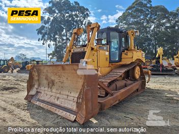 Trator de Esteira Caterpillar D6T