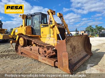 Trator de Esteira Caterpillar D6T