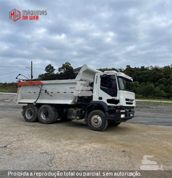 Caminhão Iveco Trakker 420 6x4 2p (diesel)