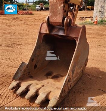 Escavadeira Caterpillar 320GC