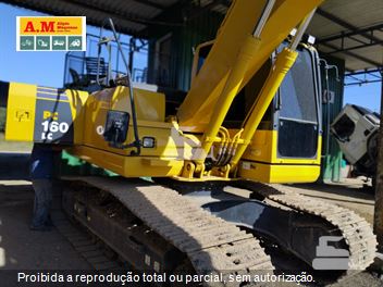 Escavadeira Komatsu PC160