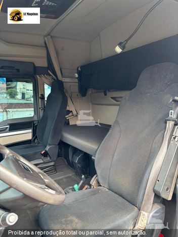 Caminhão MAN TGX 29.480 6x4 2p (Diesel)(E5)