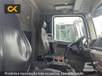 Caminhão Volkswagen 24-280 E Constellation 6x2 2p (Diesel)(E5)
