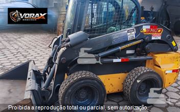 Mini-Carregadeira New Holland L320