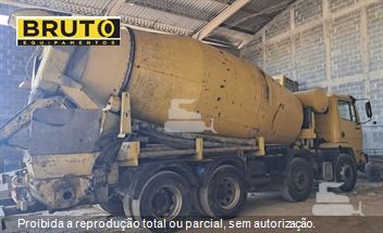 Caminhão Mercedes-Benz 2726 6x4 2p (diesel)
