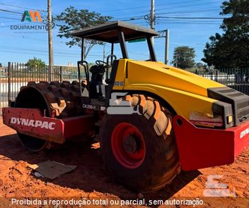 Rolo Compactador Dynapac CA250