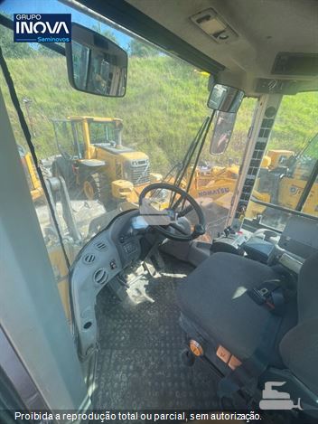 Pá Carregadeira Volvo L90F