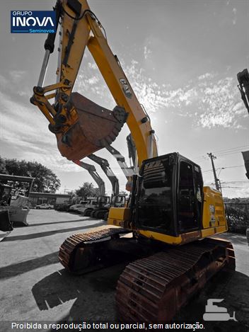 Escavadeira Caterpillar 320D