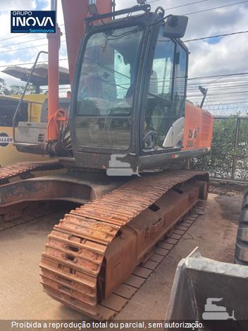 Escavadeira Hitachi ZX350LC