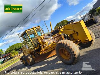 Motoniveladora Caterpillar 140K