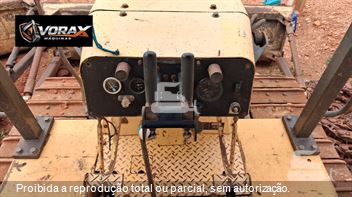 Trator de Esteira New Holland 7D