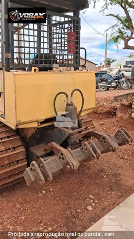 Trator de Esteira New Holland 7D