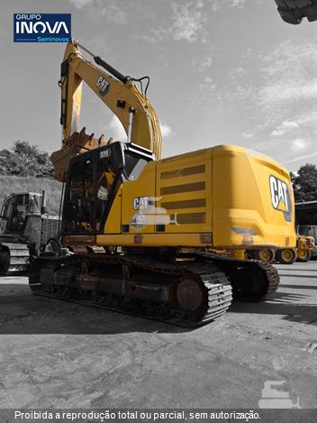 Escavadeira Caterpillar 320