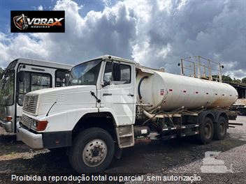 Caminhão Mercedes-Benz L-2635 3-Eixos 2p (diesel)