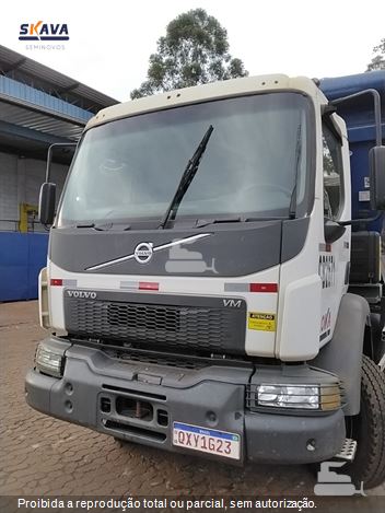 Caminhão Volvo VM 330 6x4 2p (Diesel) (E5)